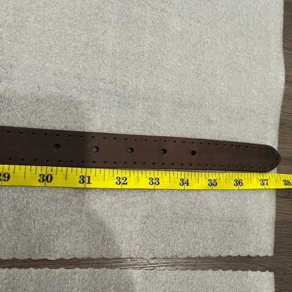 [Max37”]Fullum & Holt Brown Leather Belt 1” wide Silver Toned Square Buckle - Picture 4 of 5